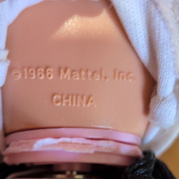 1966 Barbie And 1968 Ken In A Rare 1972 Mountain Ski Cabin Travel Case - Picture 8 of 12